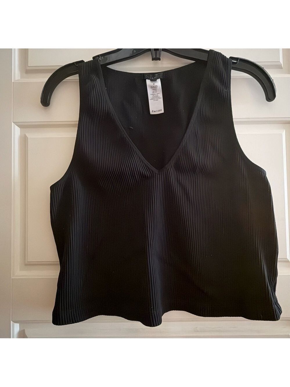 3 for $20 ⭐️ Dynamite Medium Black V-Neck Sleeveless Ribbed Top - Picture 2 of 8